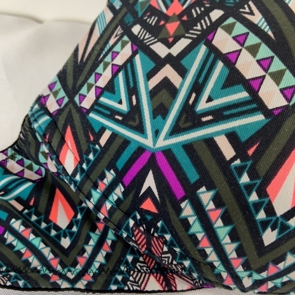 Victoria Secret Pink Classic or Crossback Wear Everywhere Colorful Push-up Bra - Picture 12 of 14